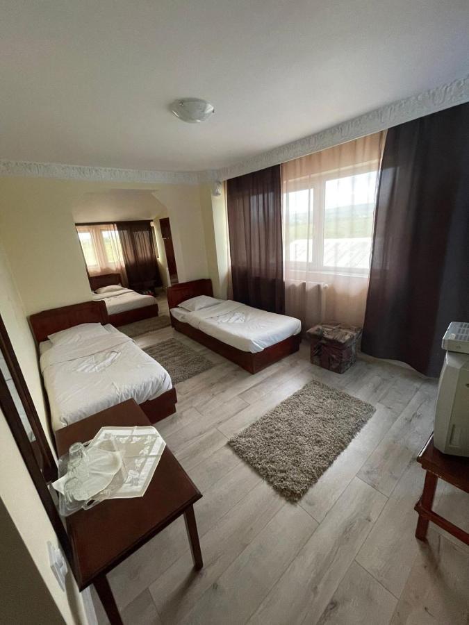 Motel Orion Obrejita Eksteriør billede